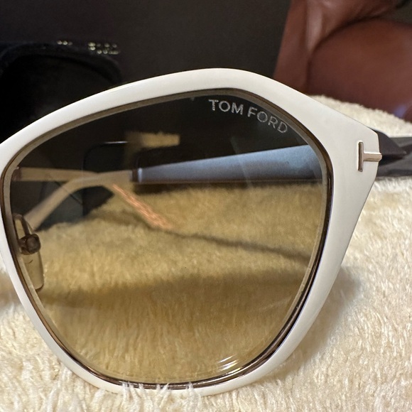 NEW TOM FORD TF 391 25F LENA WHITE GRADIENT AUTHENTIC FRAME SUNGLASSES - Picture 7 of 10